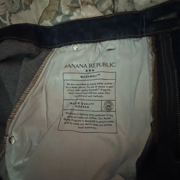 Banana Republic Dark Blue Women's Denim Skirt - Picture 10 of 12